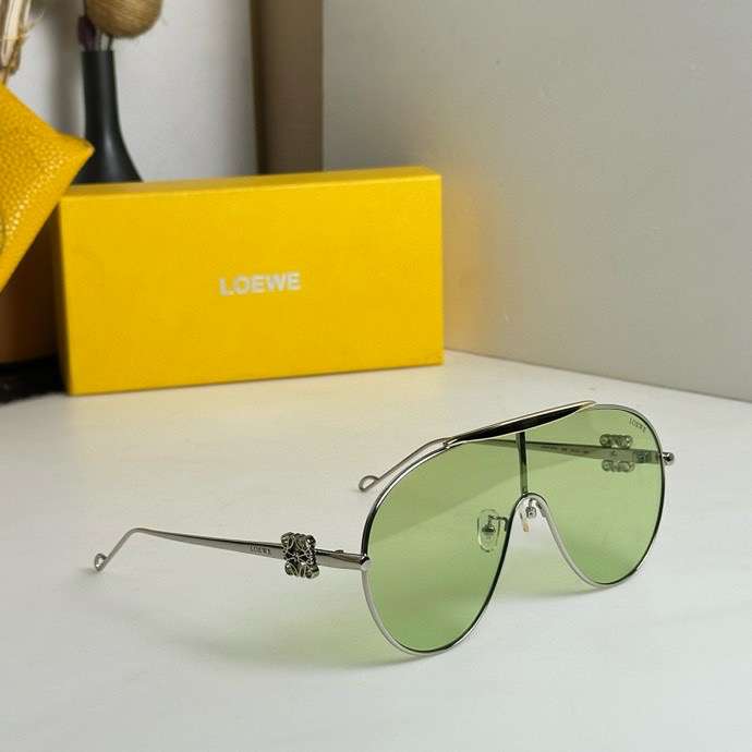 Picture of Loewe Sunglasses _SKUfw54318844fw